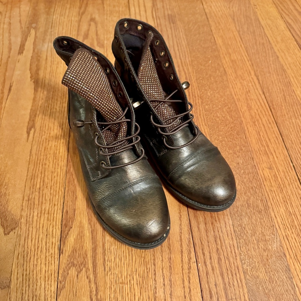 Brown/Copper Fall Laced Booties